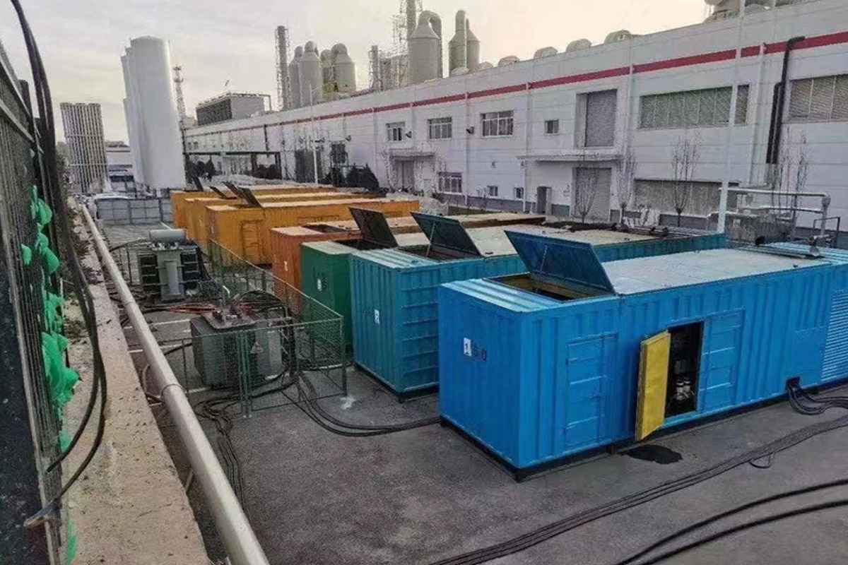 鄂托克前发电机租赁施工现场